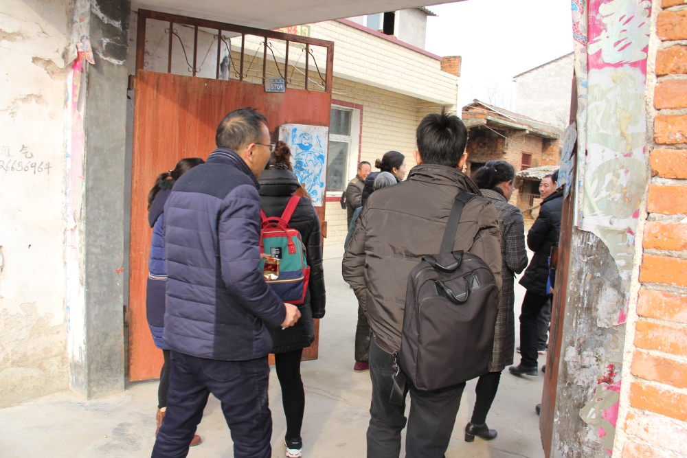 省市總工會領(lǐng)導(dǎo)及同事來我司走基層、送溫暖 扶貧幫困暖人